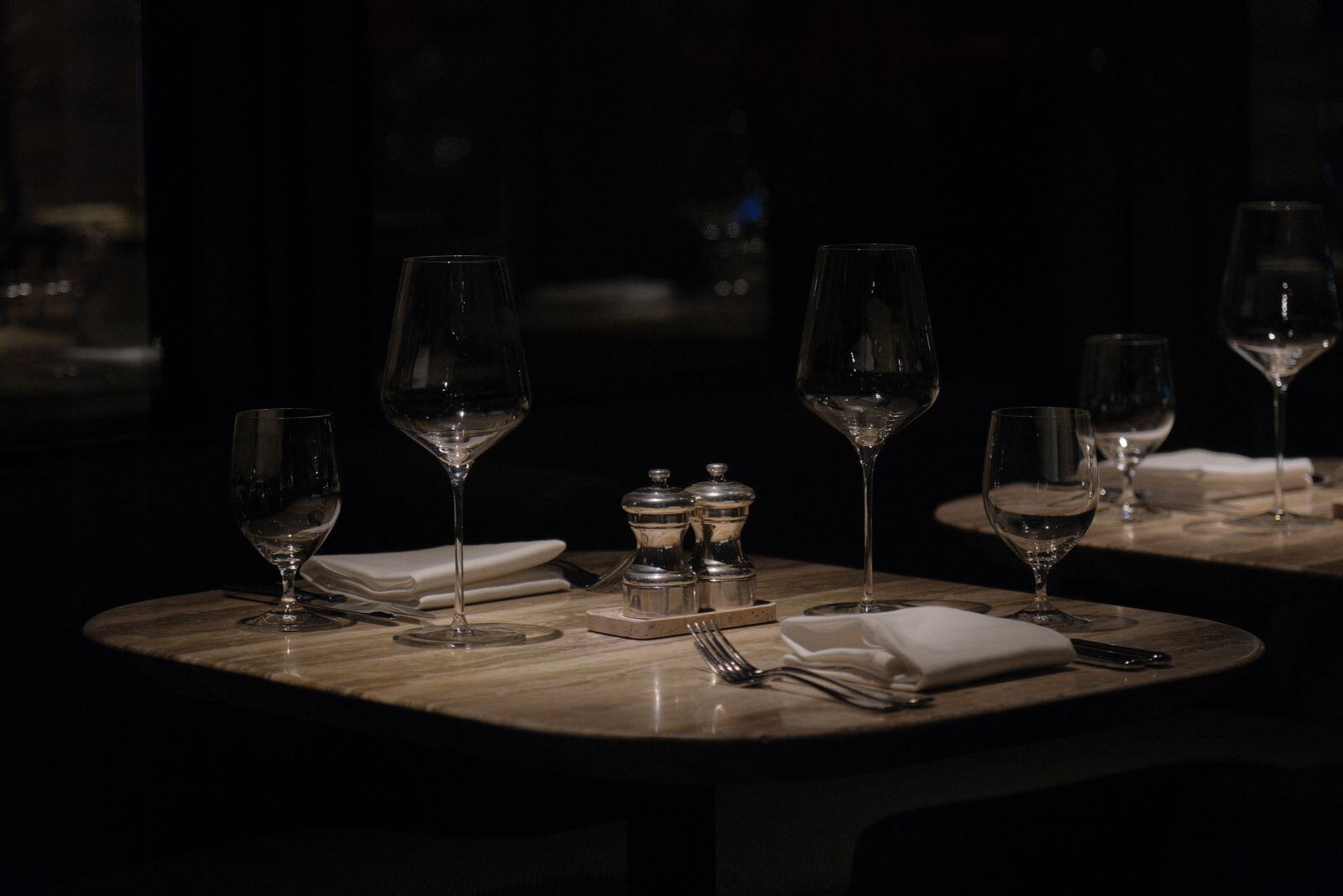 Elegant dining setting for luxury sushi catering in Manhattan Elegant dining setting for luxury sushi catering in Manhattan